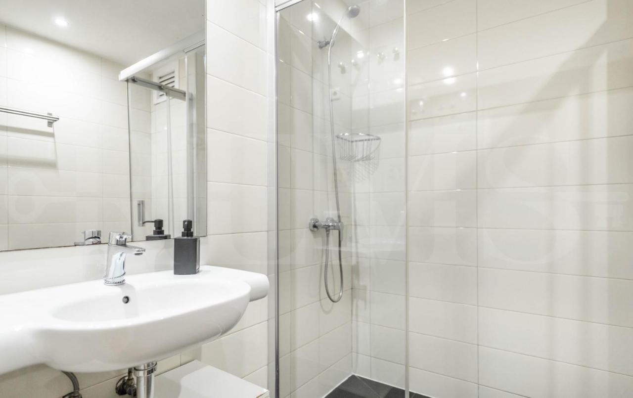 Modern Gem In Heart Of Malaga, Near Sights Rems Apartment Екстериор снимка